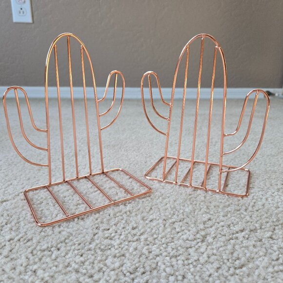 Other - New Wire Cactus Bookends